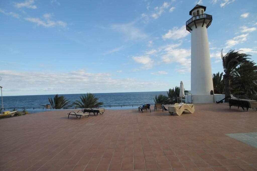 Bonito Apartamento Con Vista Al Mar Playa Del Aguila  Exteriör bild